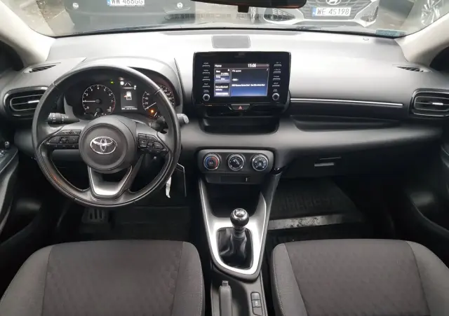 TOYOTA Yaris 1.5 Comfort
