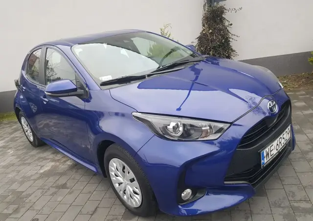 TOYOTA Yaris 1.5 Comfort