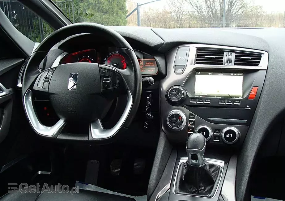 DS AUTOMOBILES DS 5 