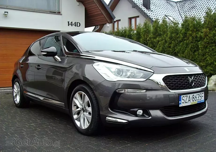 DS AUTOMOBILES DS 5 