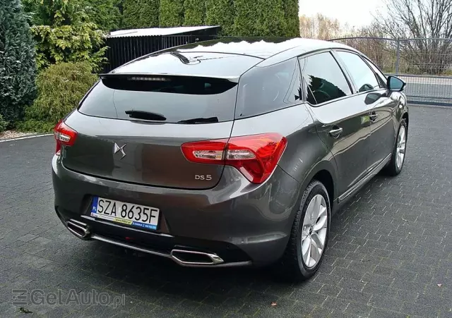 DS AUTOMOBILES DS 5 