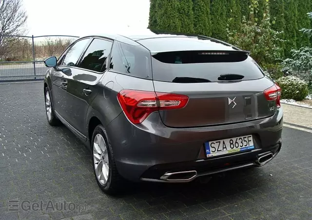 DS AUTOMOBILES DS 5 