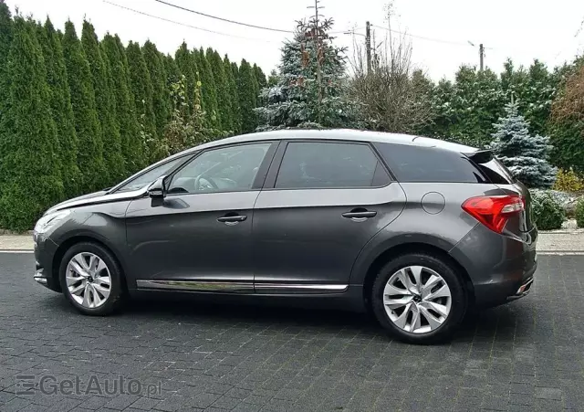 DS AUTOMOBILES DS 5 
