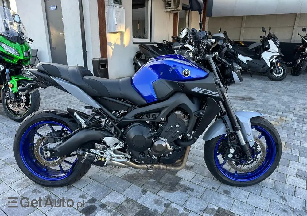 YAMAHA MT 