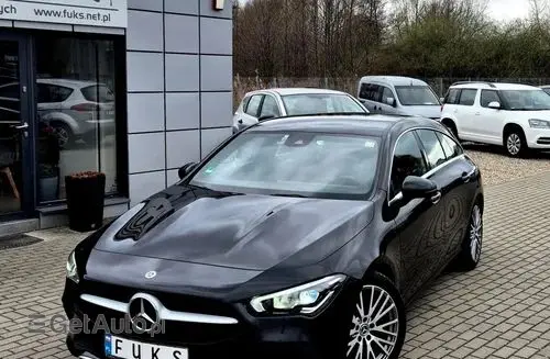 MERCEDES-BENZ CLA 