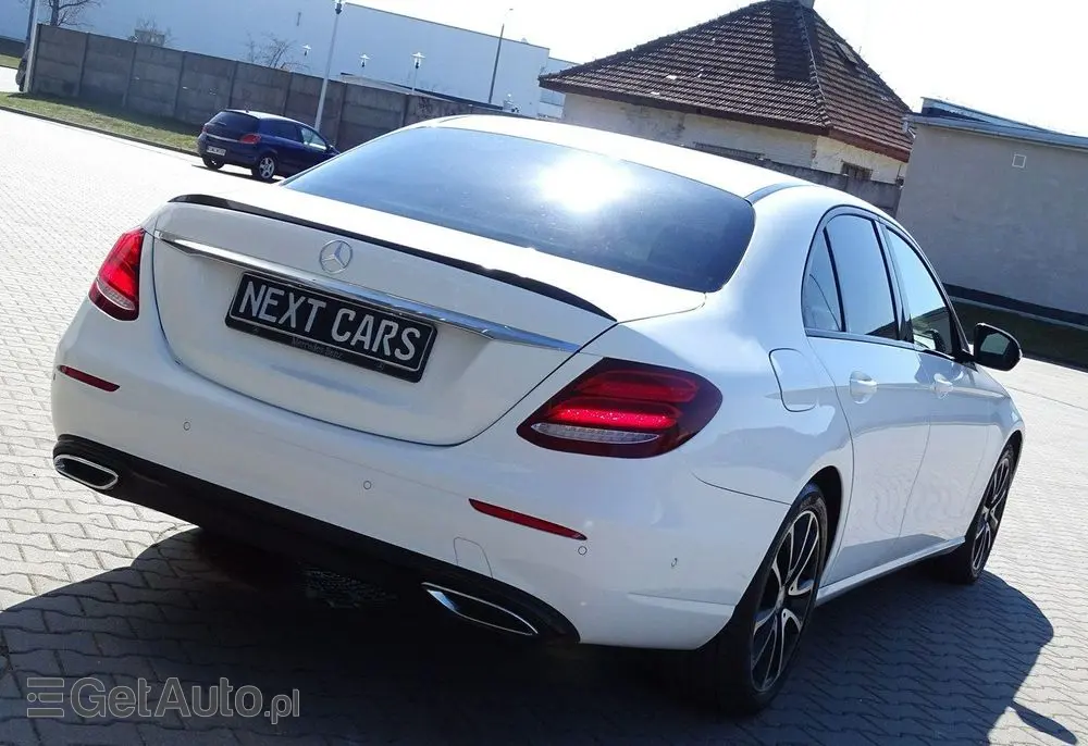 MERCEDES-BENZ Klasa E 