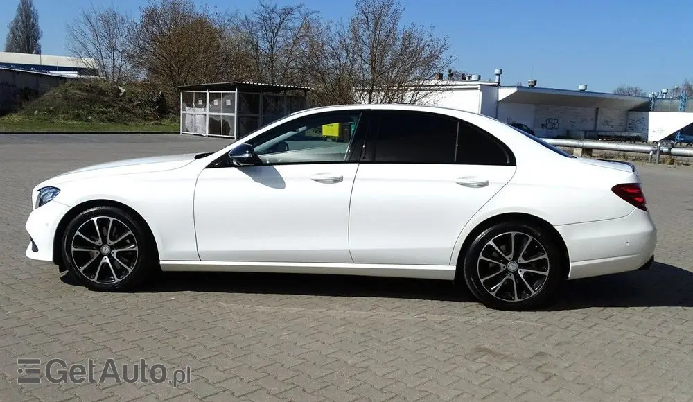 MERCEDES-BENZ Klasa E 