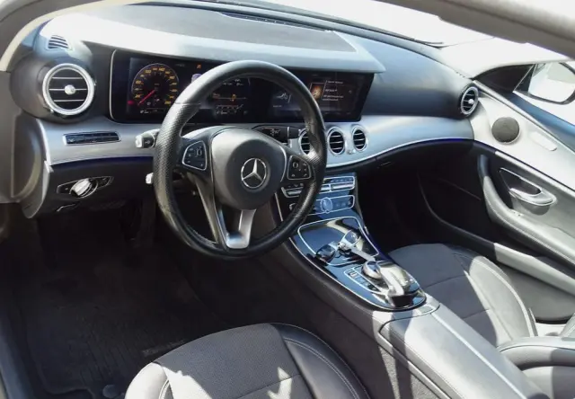 MERCEDES-BENZ Klasa E 