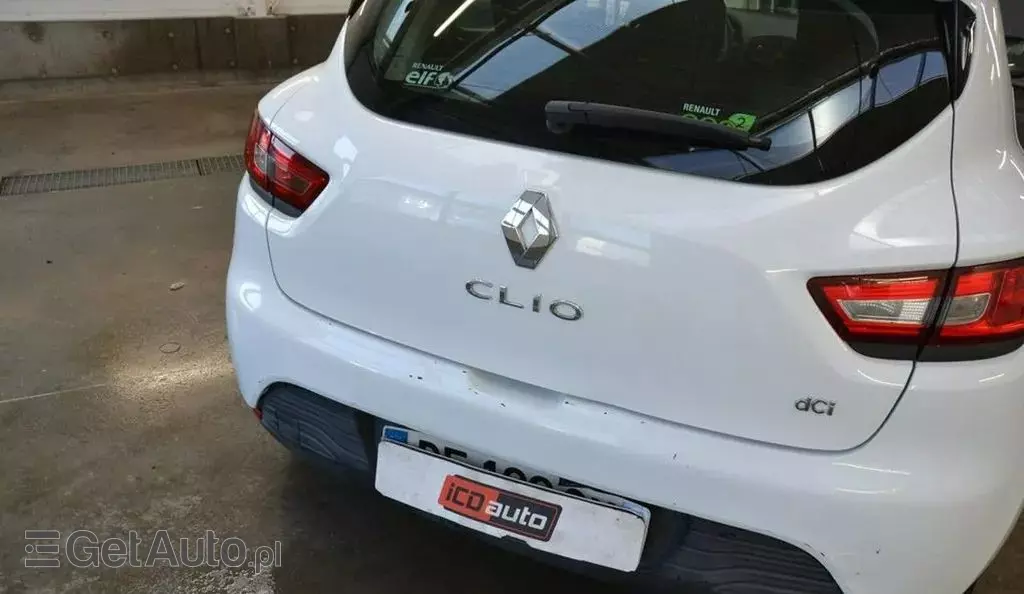 RENAULT Clio 