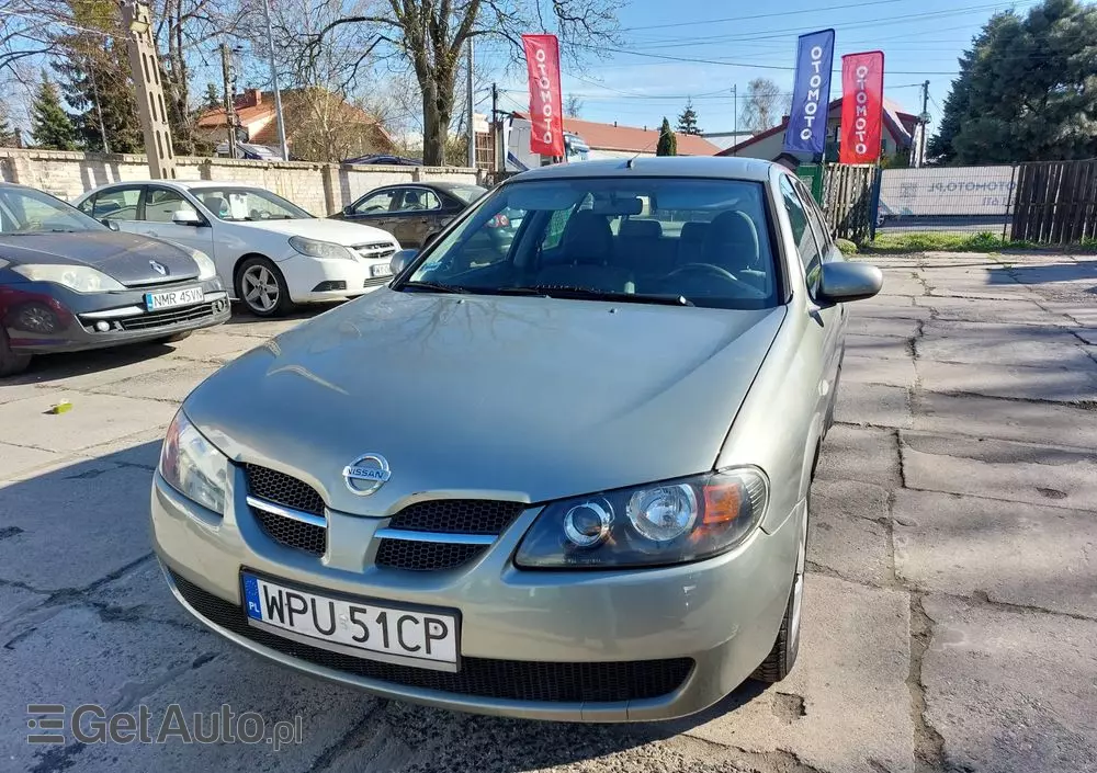 NISSAN Almera II 1.5 Base