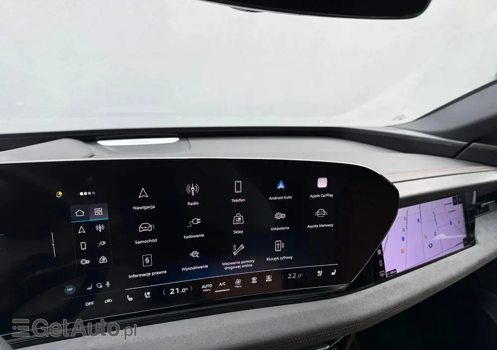 AUDI A6 Avant e-tron 