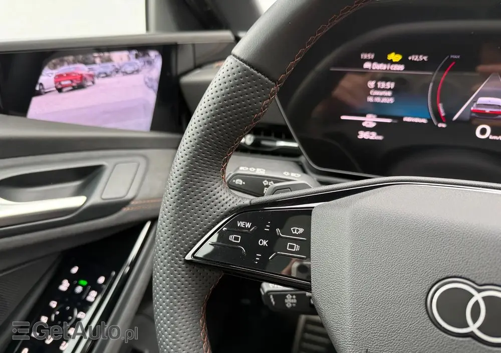 AUDI A6 Avant e-tron 