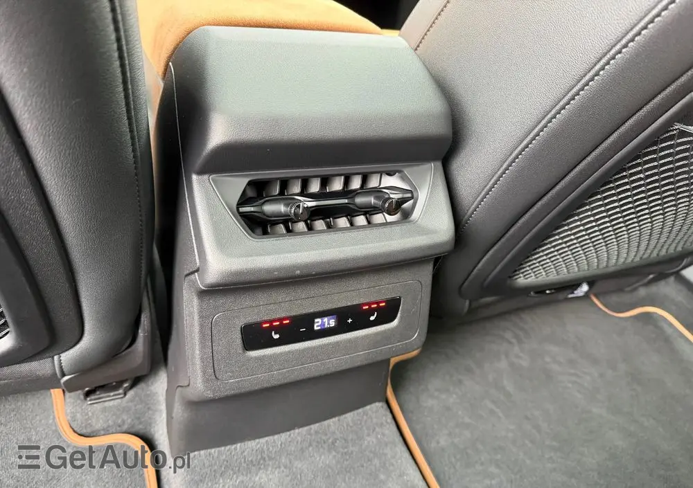 AUDI A6 Avant e-tron 