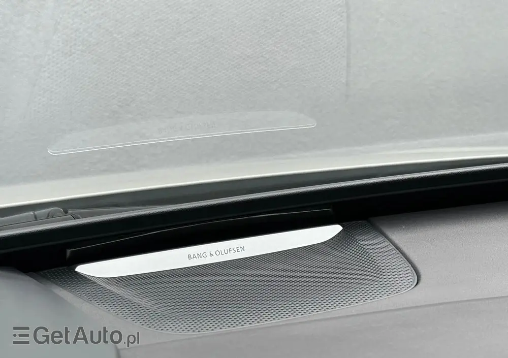 AUDI A6 Avant e-tron 