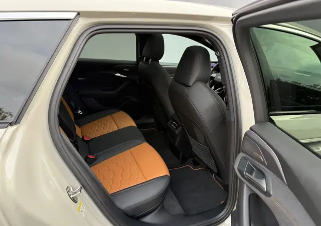 AUDI A6 Avant e-tron 