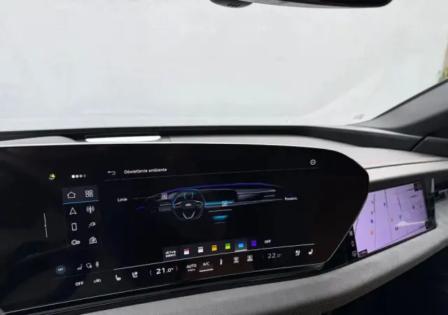 AUDI A6 Avant e-tron 