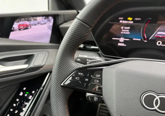 AUDI A6 Avant e-tron 