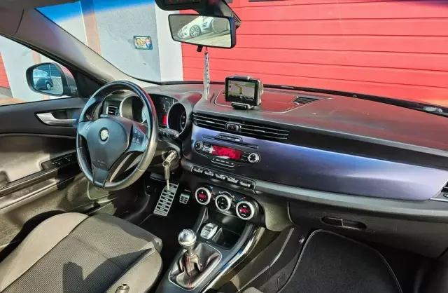 ALFA ROMEO Giulietta 