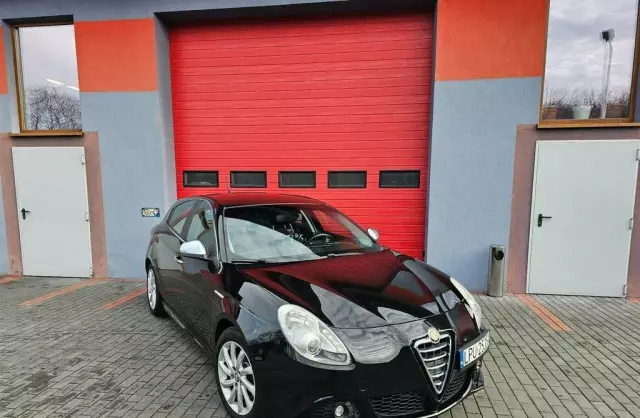 ALFA ROMEO Giulietta 