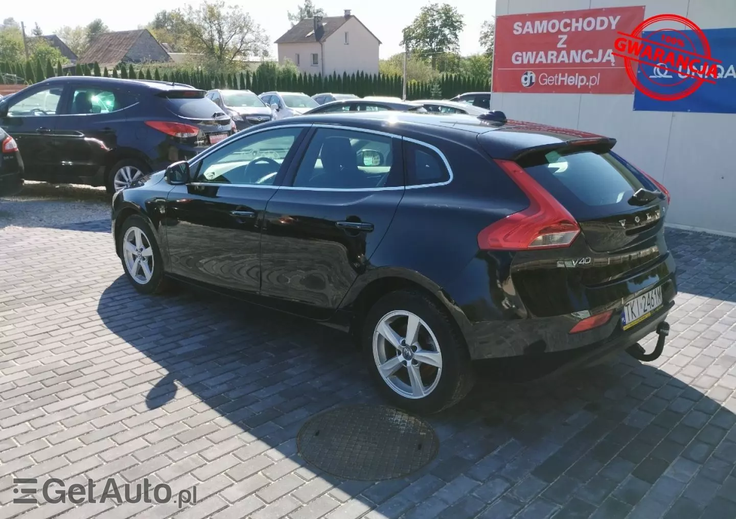 VOLVO V40 