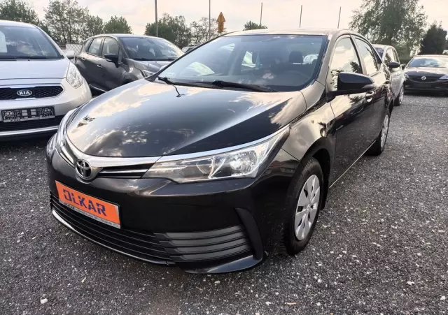 TOYOTA Corolla 1.33 Active