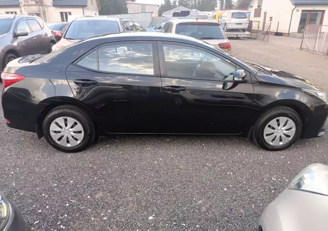 TOYOTA Corolla 1.33 Active