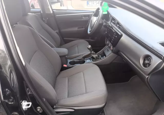 TOYOTA Corolla 1.33 Active