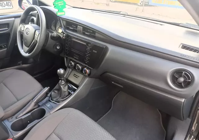 TOYOTA Corolla 1.33 Active