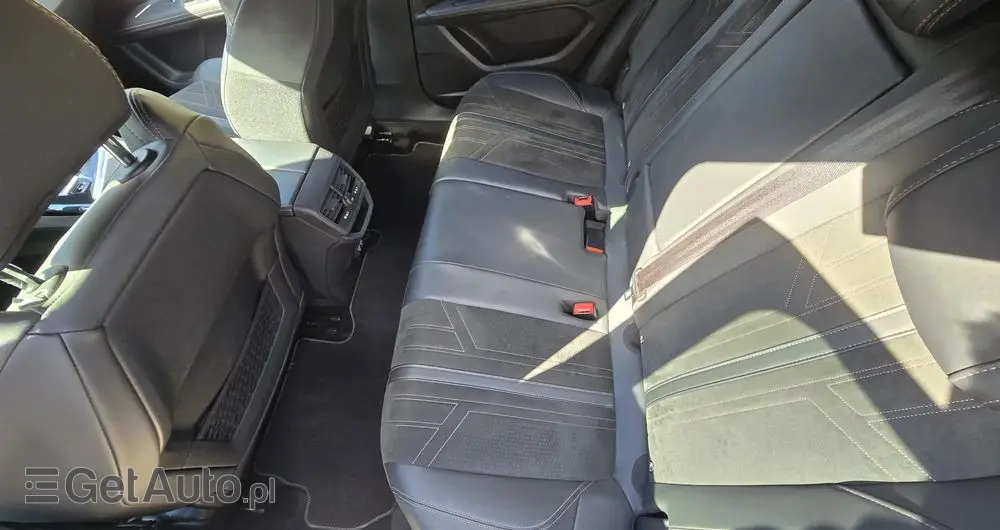 PEUGEOT 3008 BlueHDi 180 Stop & Start EAT8 GT