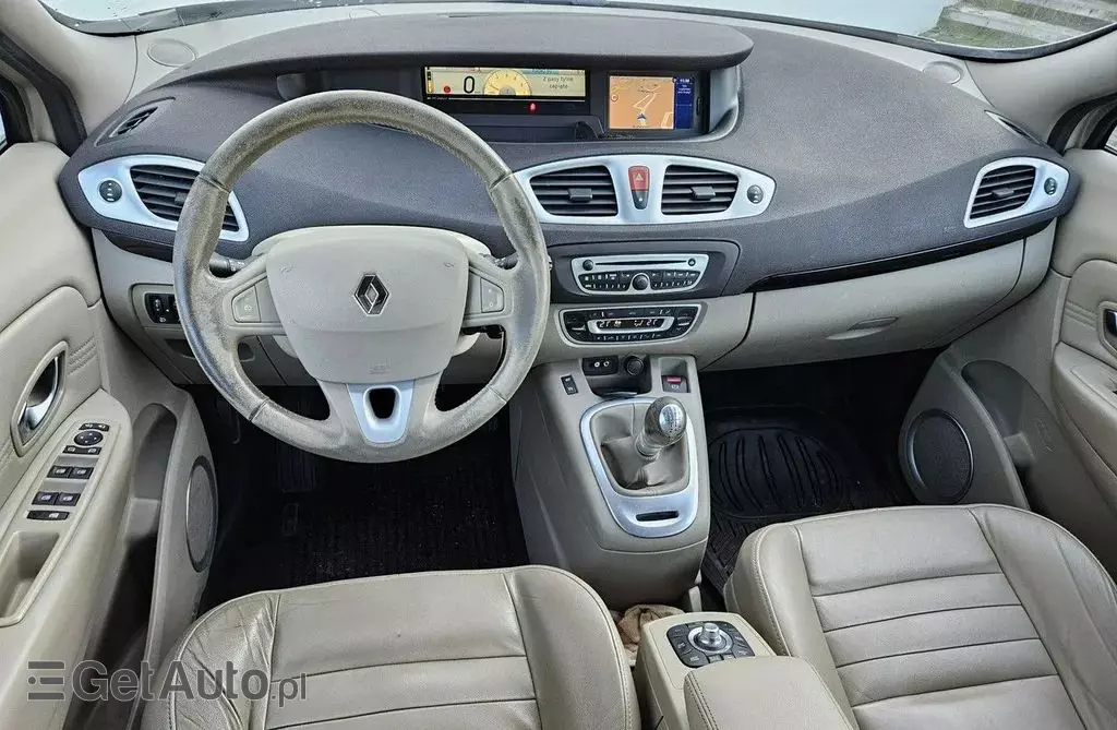 RENAULT Scenic 