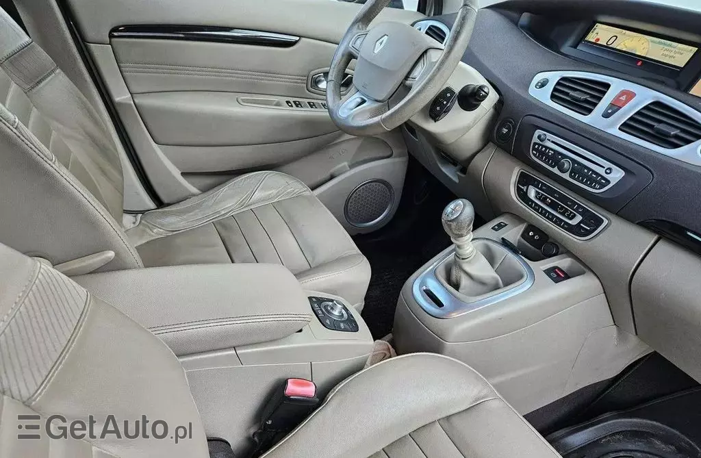 RENAULT Scenic 