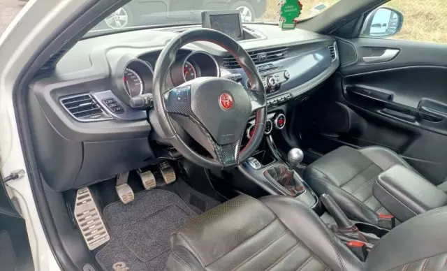 ALFA ROMEO Giulietta 