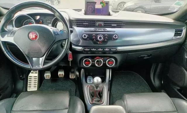 ALFA ROMEO Giulietta 