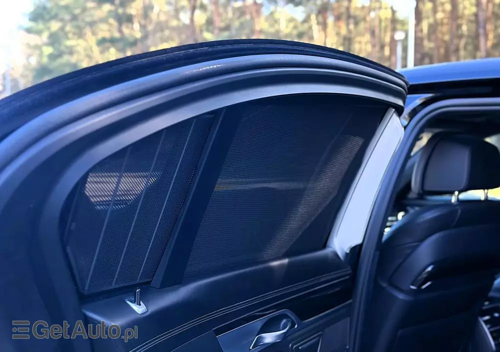 BMW Seria 7 750i xDrive