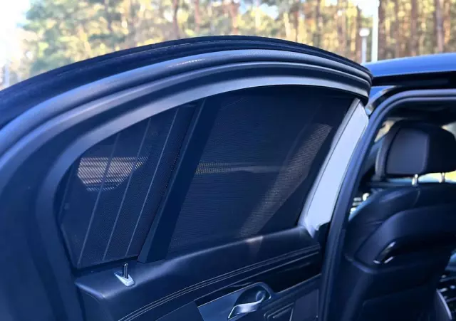 BMW Seria 7 750i xDrive