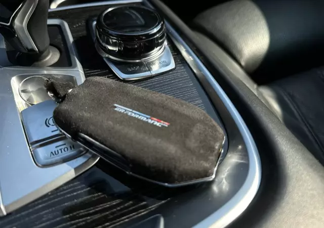 BMW Seria 7 750i xDrive