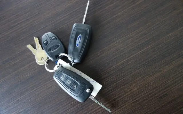 FORD Transit Doka 2.2 tdci 155 KM Bliźniak Klima Webasto 