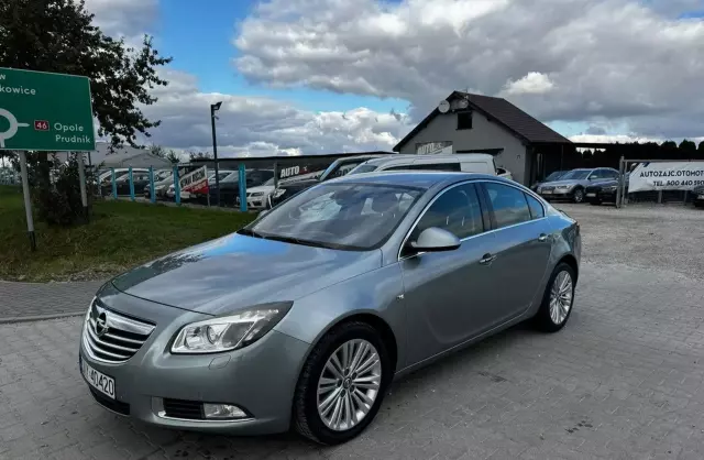 OPEL Insignia 