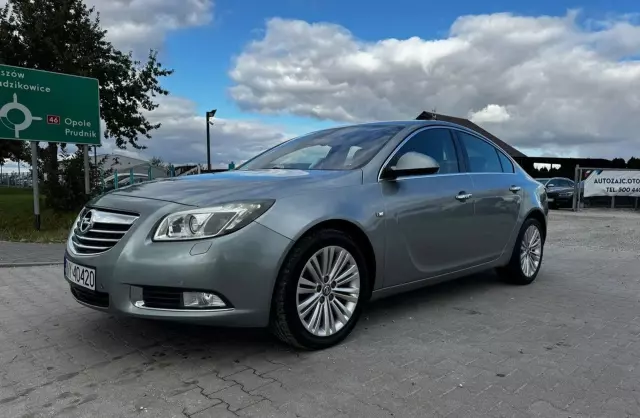 OPEL Insignia 