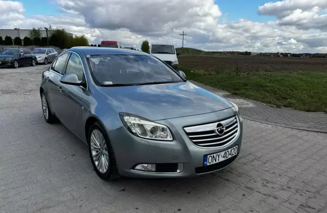 OPEL Insignia 