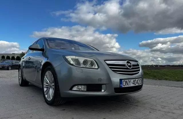 OPEL Insignia 