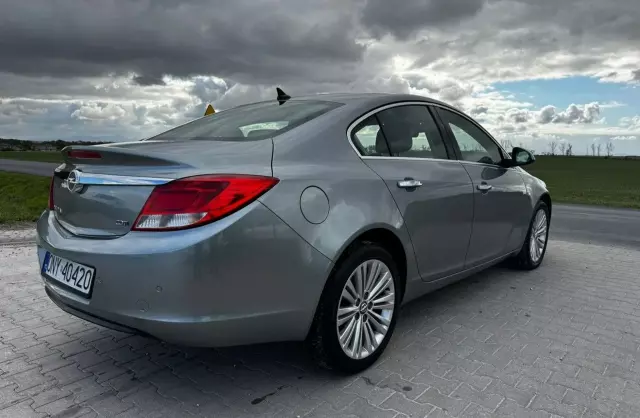 OPEL Insignia 