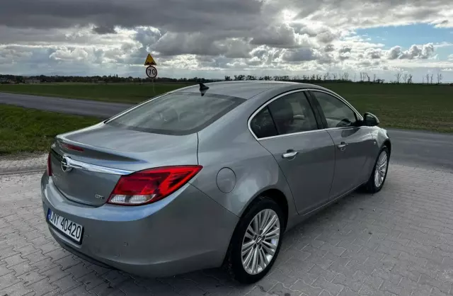 OPEL Insignia 