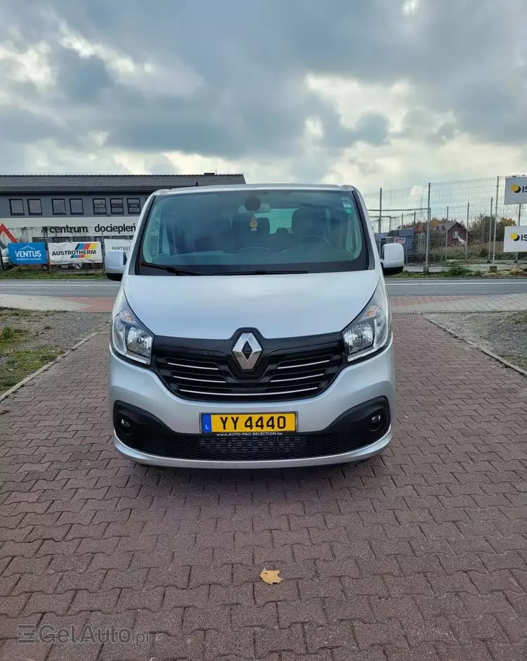 RENAULT Trafic ENERGY dCi 125 Grand Spaceclass