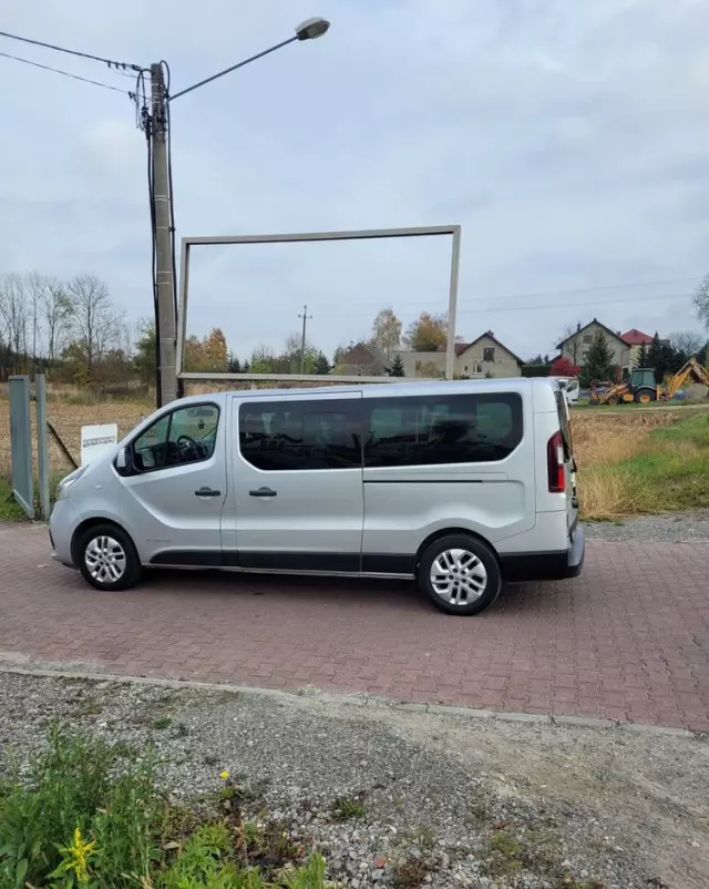 RENAULT Trafic ENERGY dCi 125 Grand Spaceclass