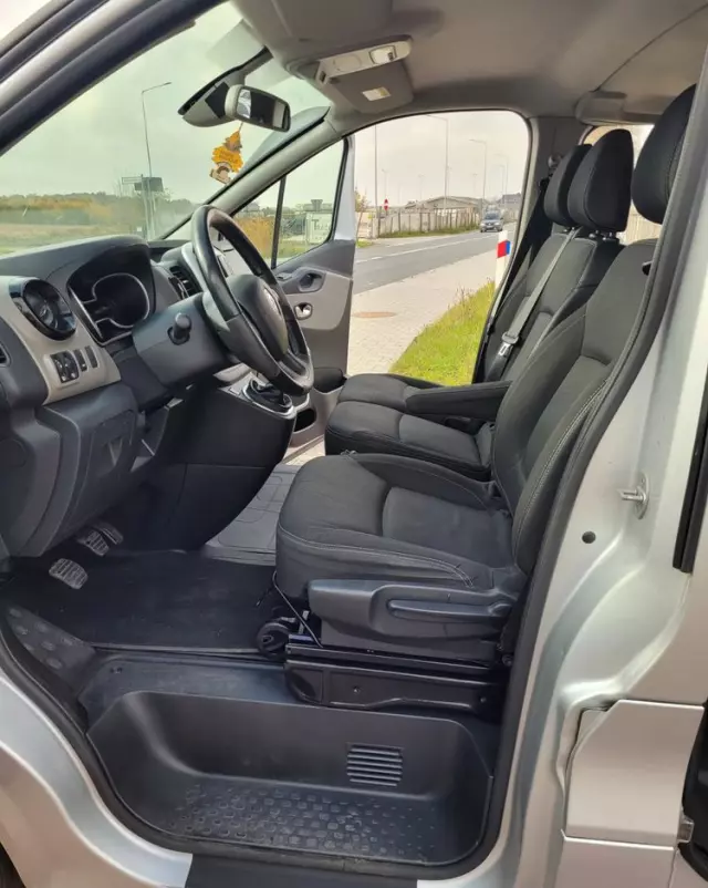 RENAULT Trafic ENERGY dCi 125 Grand Spaceclass