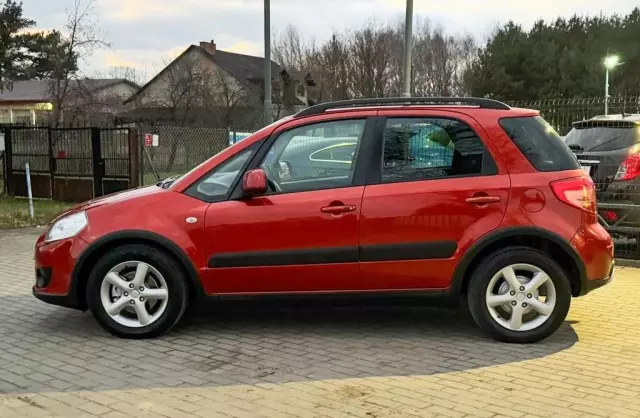 SUZUKI SX4 