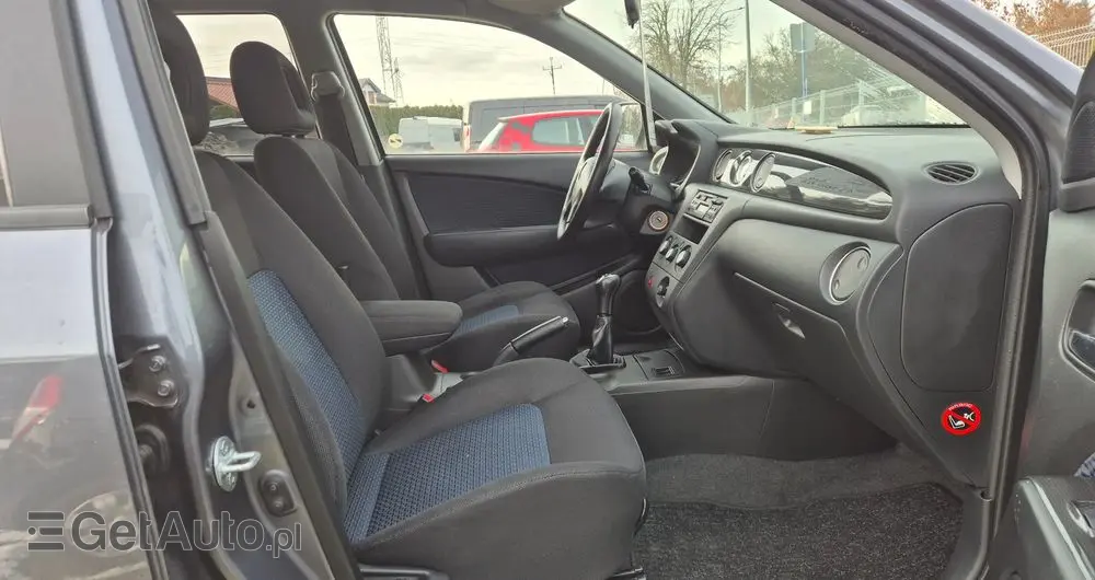 MITSUBISHI Outlander 2.4 4WD Intense