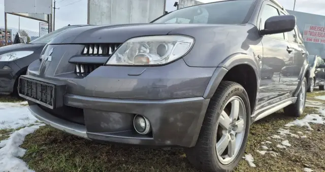 MITSUBISHI Outlander 2.4 4WD Intense