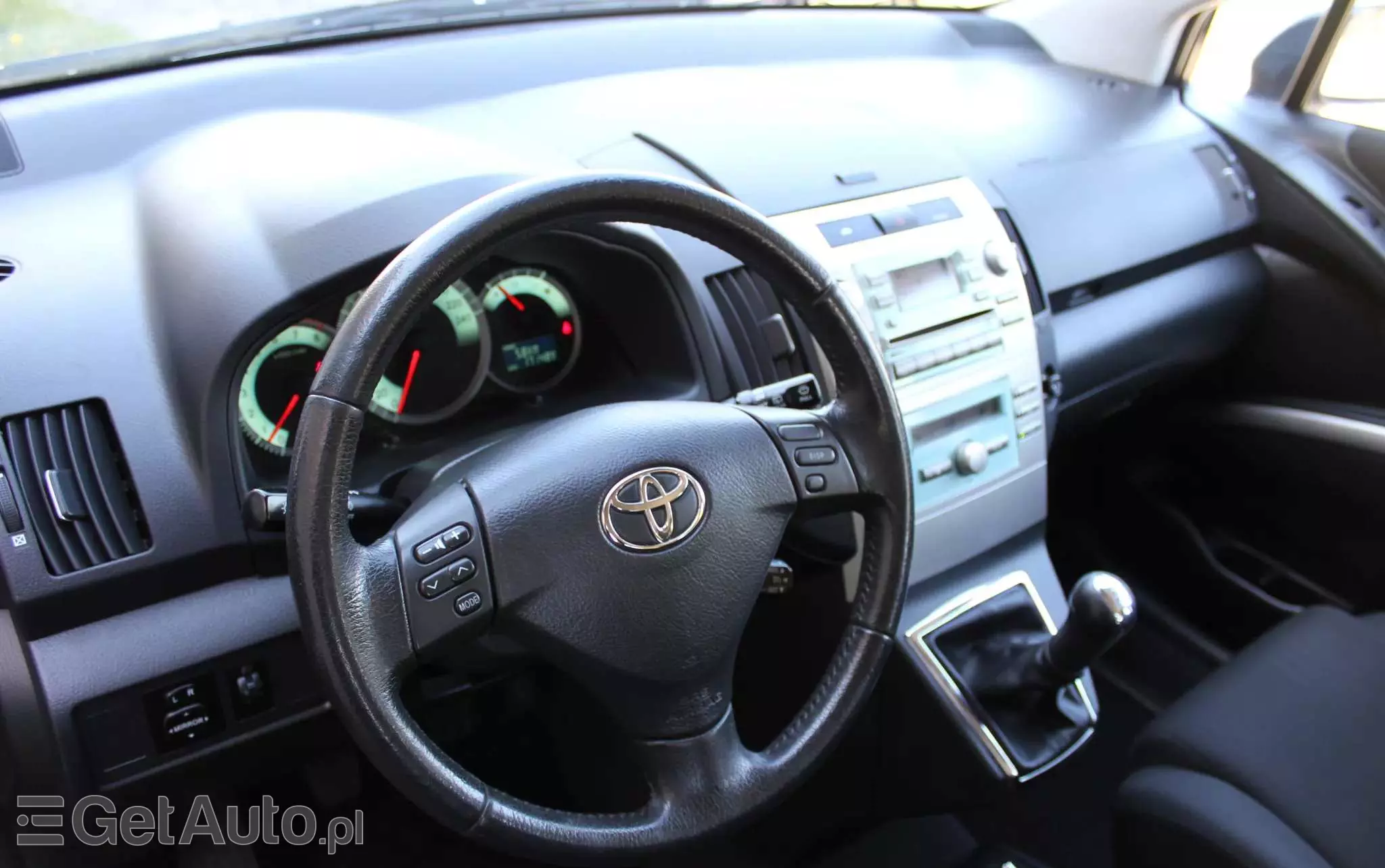 TOYOTA Corolla Verso Sol